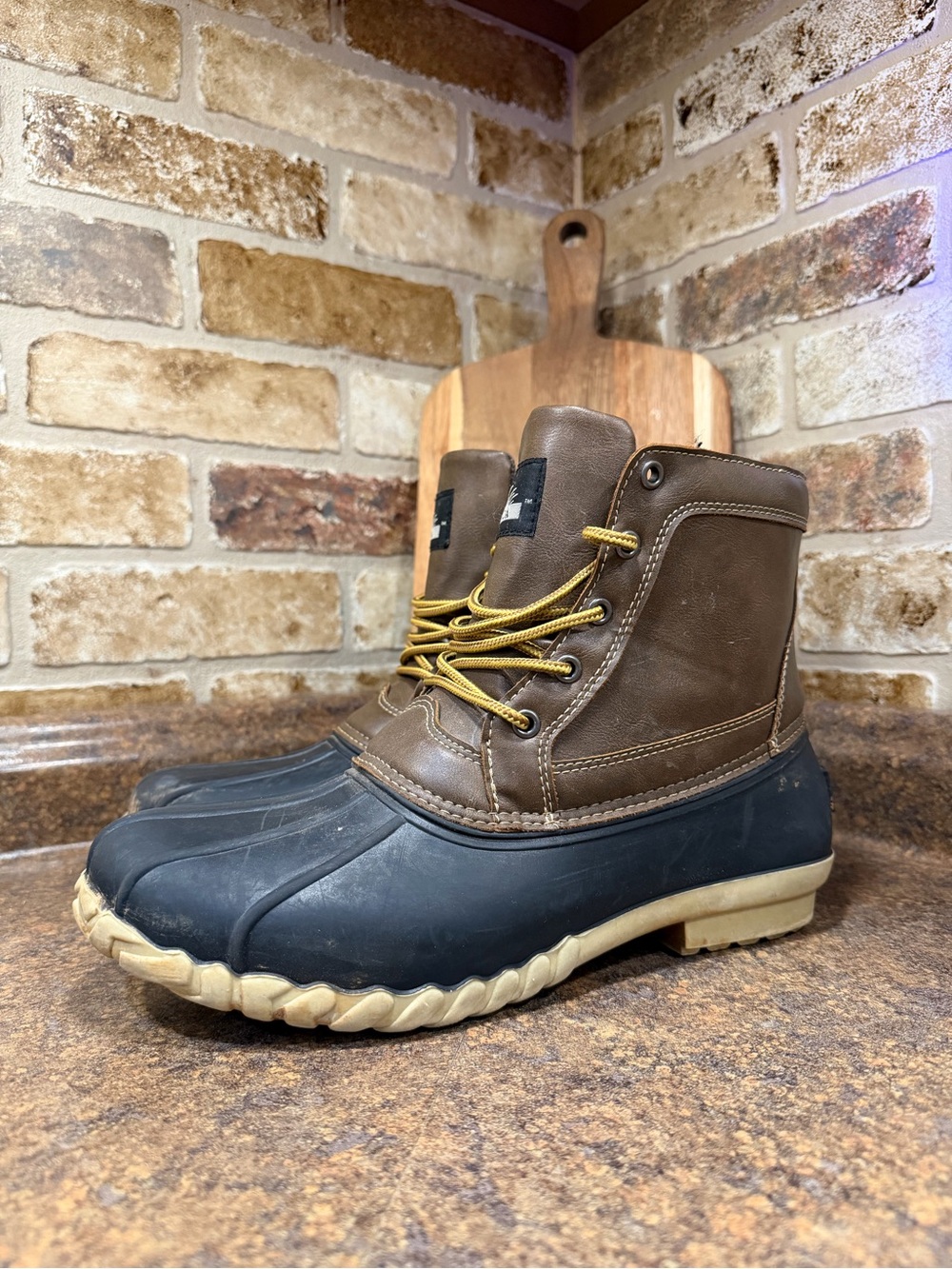 Men's Itasca Leather & Black Rubber Duck Boots